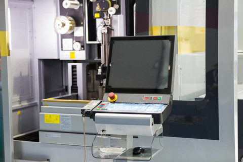 线切割资源一站式获取 图片、素材与模具设计模板免费下载指南